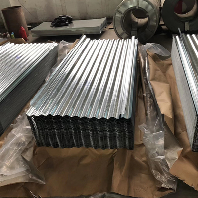 Zinchi il tetto d'acciaio rivestito riveste 600mm che il metallo ha galvanizzato ondulato