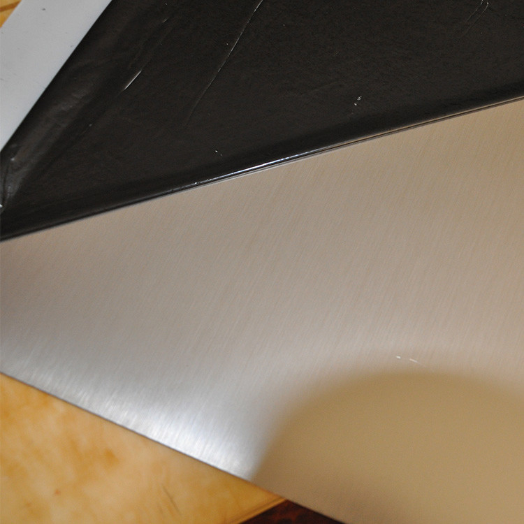 92 il piatto dello strato di acciaio inossidabile di HRB 304 316 ha laminato a freddo 2Mm per l'attrezzatura della cucina